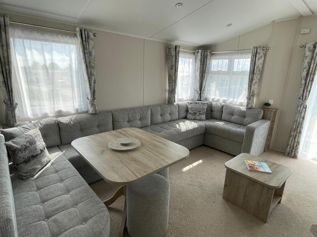 Fairview Caravan Hire 洛西茅斯 外观 照片